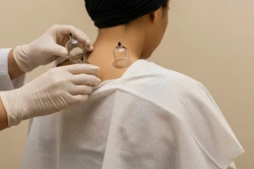 Hijama pendant les Règles : Ce Que Toute Femme Marocaine Doit Savoir Avant sa Séance